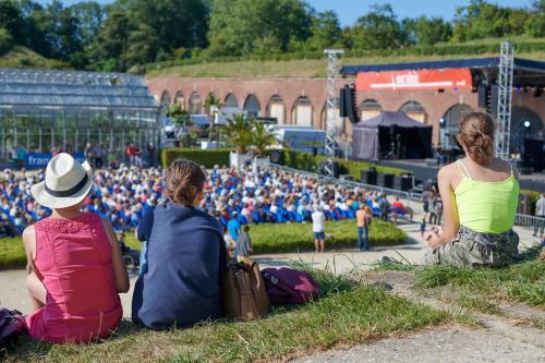 Vue sur la scène du festival Mozaïque aux Jardins suspendus