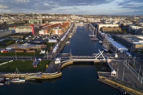 le bassin Paul Vatine vue du ciel pendant la Transat Jacques Vabre