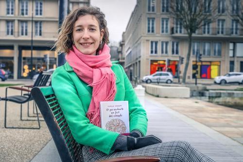 Camille Reynaud, auteur de Et par endroits ça fait des nœuds, aux éditions Autrement (2021)